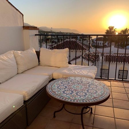 Playa Burriana, Tva Terasser, Havsutsikt, Pool Nerja Luaran gambar