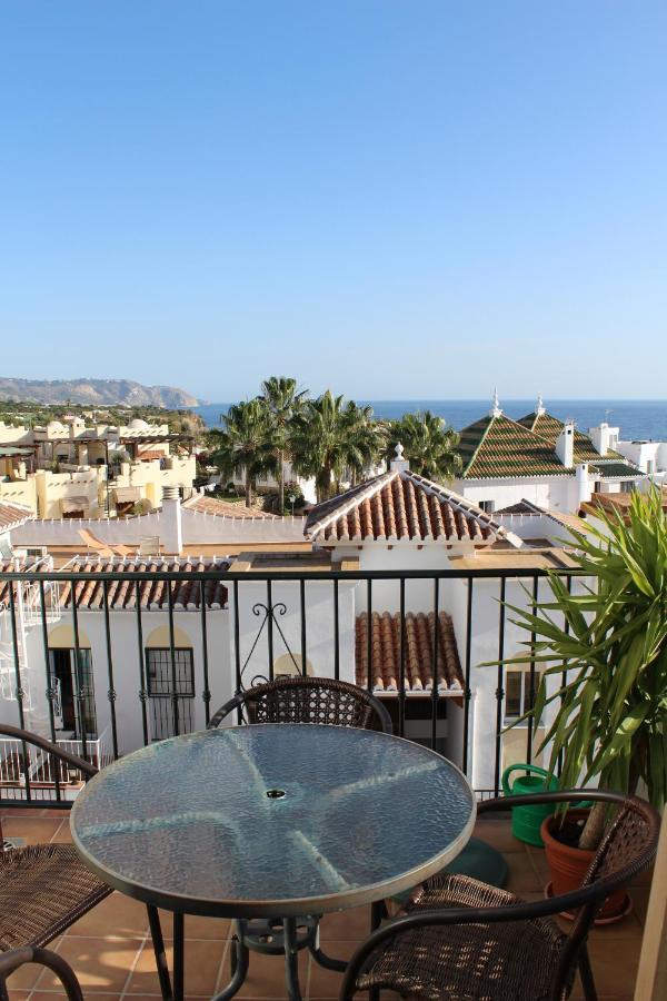 Playa Burriana, Tva Terasser, Havsutsikt, Pool Nerja Luaran gambar